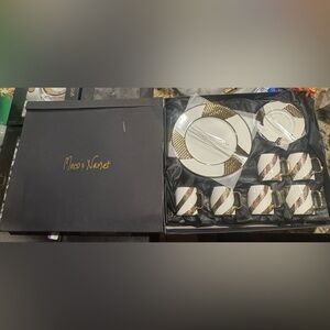 Elegant porcelain tea/coffee set by Neos Mark